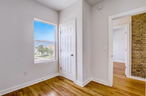 1101 72nd St, Milwaukee WI  53214-3119 exterior