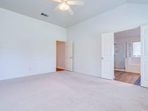 10137 Anahuac Trl, Austin TX 78747-2703 exterior