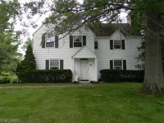 155 Shawnee Trl, Aurora, OH 44202-7912