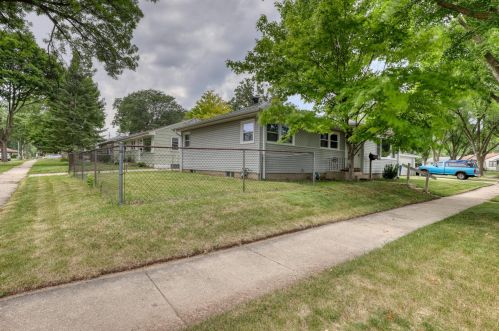 5243 82 Ct, Milwaukee WI 53218-2503 exterior