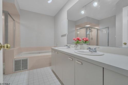 335 Greenfield Rd, Bridgewater NJ 08807-3710 exterior