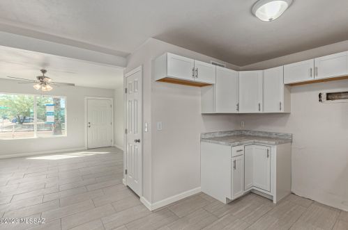 7227 Bellingham Dr, Tucson AZ  85730-3305 exterior