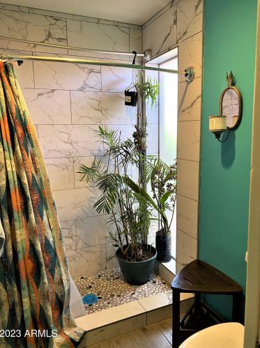 13046 37 Ave, Phoenix AZ 85053-7610 exterior