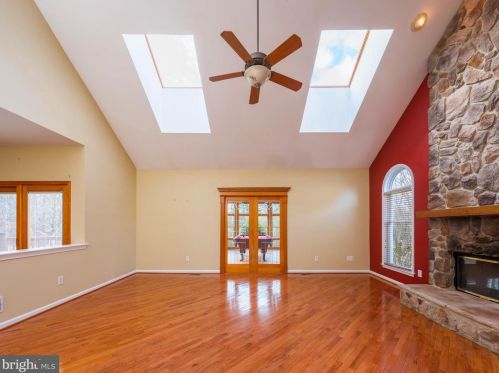 2009 Carmel Dr, Jamison PA 18929-1438 exterior