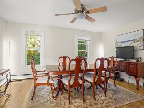 44 New Place St, Wallingford CT  06492-2237 exterior