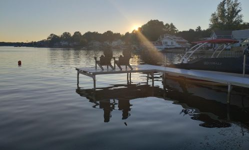 952 Eagle Lk Dr, Kalamazoo MI 49009-8429 exterior