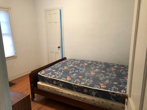 1629 Montague Ave, Meskegon MI 49441-3160 exterior