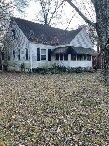 1008 Jefferson Ave, Atlanta, GA 30344-2847