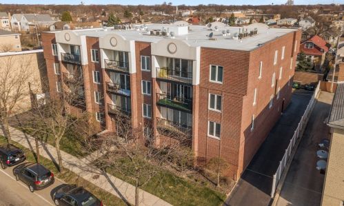 5840 Lawrence Ave, Chicago, IL 60630-6000