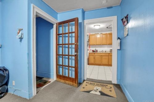 60 Noxon St, Poughkeepsie NY 12601-4130 exterior