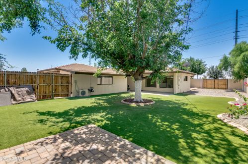 2902 18th Ave, Phoenix AZ  85015-6118 exterior