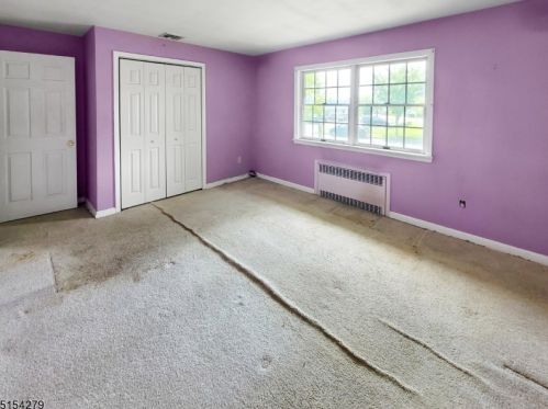 355 Maple Ave, Bound Brk NJ 08805-1703 exterior