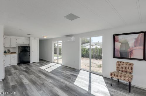 18439 2nd St, Phoenix AZ 85022-1008 exterior