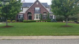 7743 Tipperary Trl, Fenton, MI 48430-4801