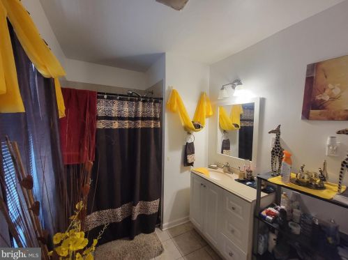 3535 8th St, Philadelphia PA 19140-4418 exterior