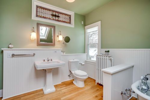 1305 Hartford Ave, Saint Paul MN 55116-1623 exterior