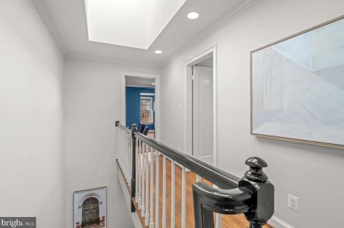 613 Royal St, Alexandria VA  22314-2031 exterior