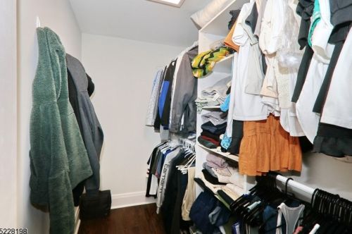 210 Mountainview Ave, Scotch Plains NJ  07076-1418 exterior