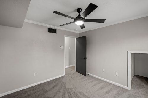 463 Edith St, Pittsburgh PA 15211-1148 exterior