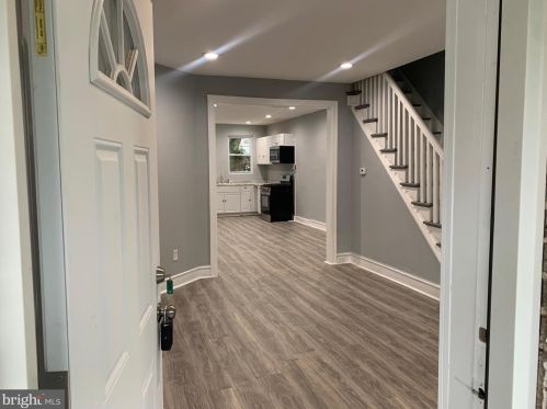 5232 Marshall St, Philadelphia PA 19120-3135 exterior