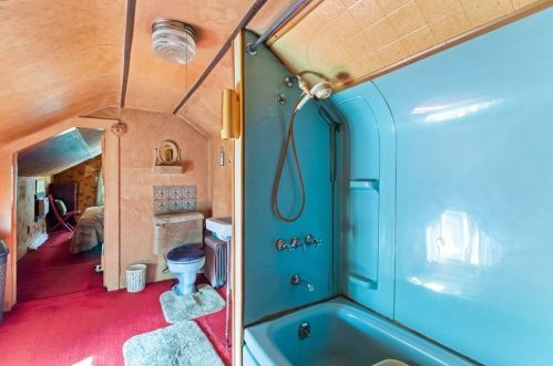 68 Gardner St, Newton MA 02458-1405 exterior