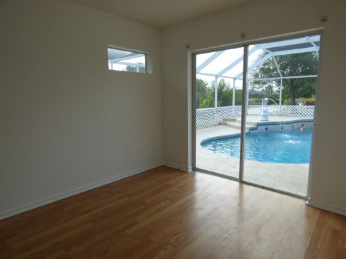 474 Carter Ave, Fort Pierce FL 34983-2999 exterior