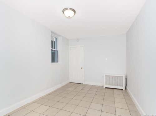 2318 Holland Ave, Bronx NY 10467-8710 exterior