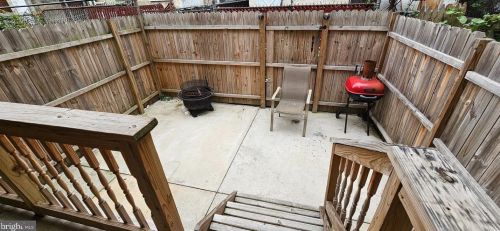 218 Edgewood St, Philadelphia PA 19139-2351 exterior