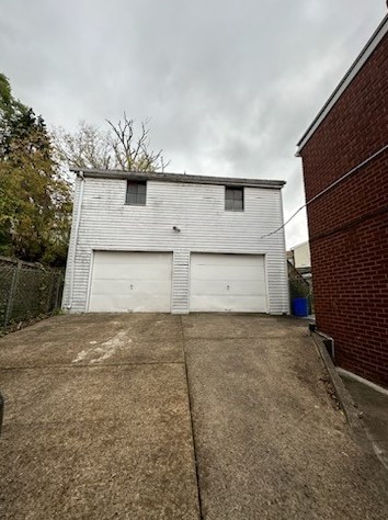 822 Flemington St, Pittsburgh PA 15217-2633 exterior