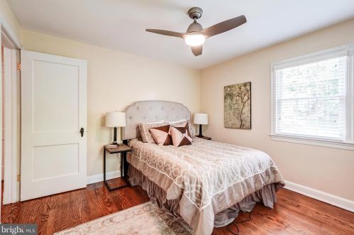 6806 Belford Dr, Silver Spring MD 20912-4841 exterior