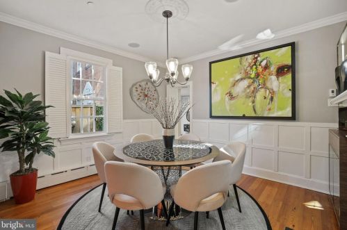 320 Patrick St, Alexandria VA  22314-2443 exterior