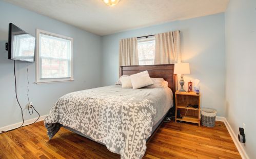 1516 Southlawn Dr, Wyoming MI exterior