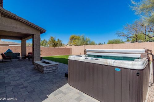 900 Harrison St, Chandler AZ 85225-6752 exterior