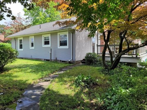 23 Brookline Ave, West Springfield, MA 01089-2209