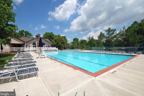 149 Wyndham Pl, Trenton NJ 08691-3130 exterior