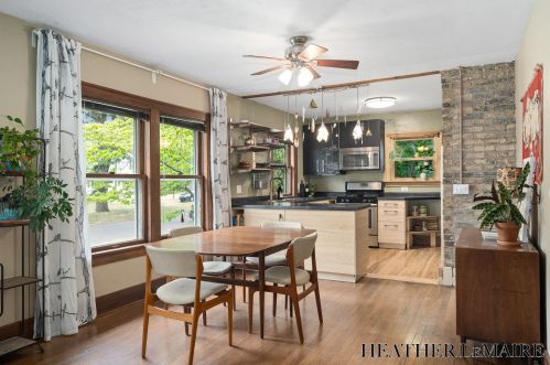 2146 Un Ave, Grand Rapids MI 49503-4413 exterior