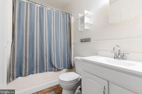 1 Ferris Ct, New Castle DE  19720-5169 exterior