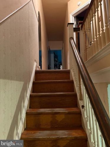 1250 56 St, Philadelphia PA 19143-4003 exterior