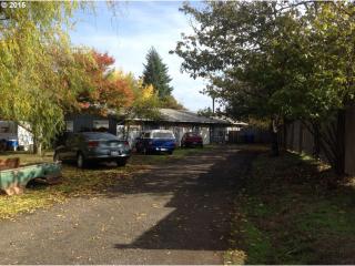 859 Willow Ave, Eugene, OR 97404-3051
