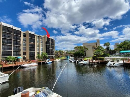 3 Royal Palm Way, Boca Raton FL 33432-7849 exterior