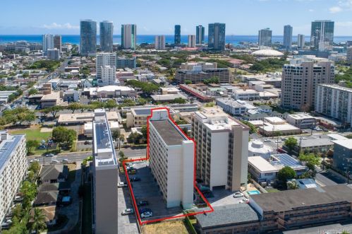 1122 Kinau St, Honolulu HI 96814-1142 exterior