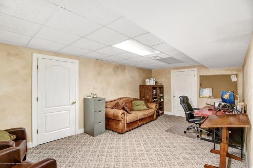 563 Constitution Dr, Jackson Twp NJ 08527-4331 exterior