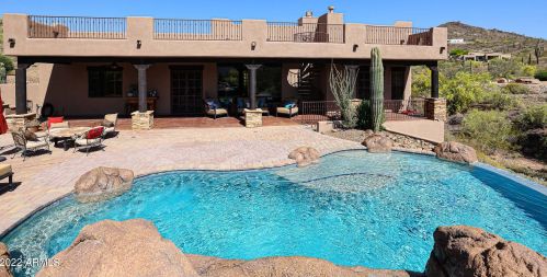 37025 33rd Ave, Phoenix AZ  85086-8740 exterior