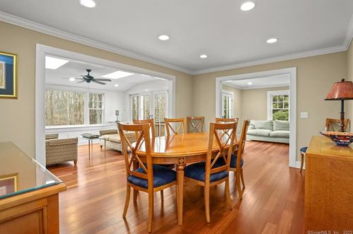 231 Bayberry Ln, Westport CT 06880-4026 exterior