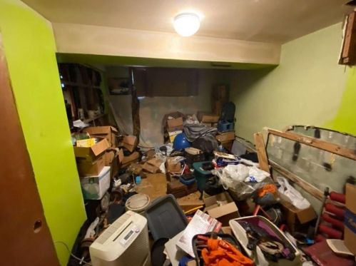 2661 Collier Dr, Atlanta GA 30318-7313 exterior