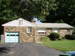 56 Bencliffe Cir, Newton, MA 02466-1101