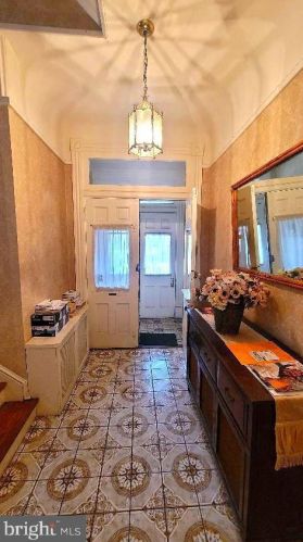 359 Hamilton Ave, Trenton NJ 08609-2711 exterior