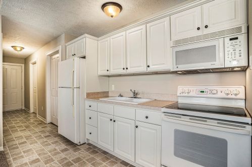 2309 Pleasant Pond Dr, Byron Township MI 49315-8488 exterior