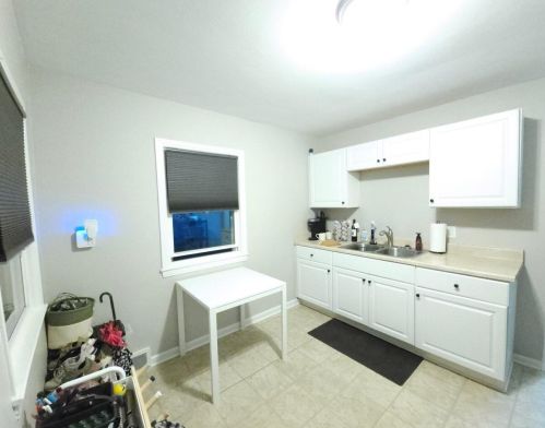 3337 83rd St, Milwaukee WI  53219-3837 exterior