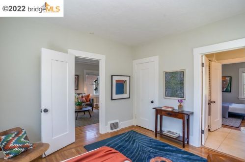 1818 Curtis, Berkeley CA 94702-1618 exterior